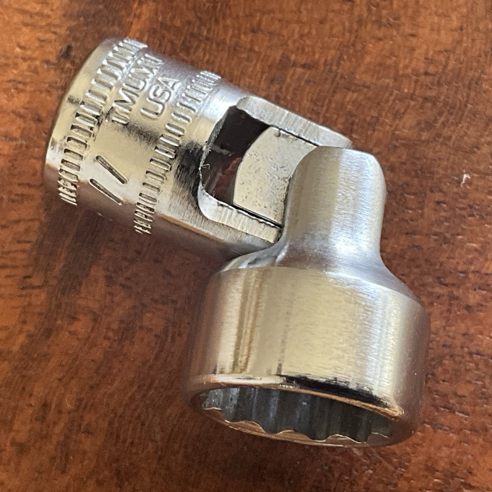 Snap-on 1/4″ Dr Metric 11 mm 12-Pt Flank Drive Universal Shallow Socket TMUM11