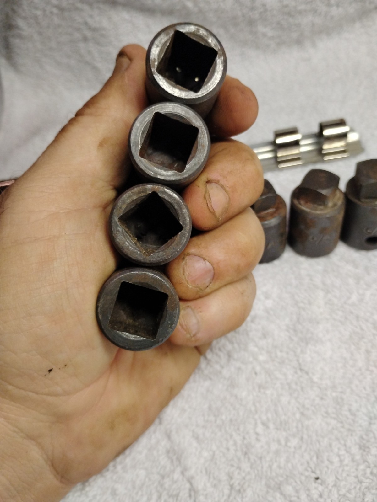 Lot Of MAC Tools 4 Point 1/2″ Dr. Shallow Impact Sockets & Socket Rail