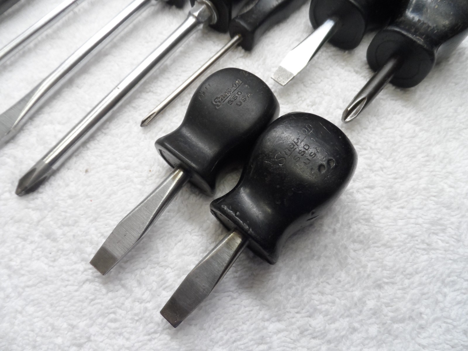 Snap-On 3 Phillips 6 Slotted Screwdriver Set. made in USA (Black) – 9 pcs