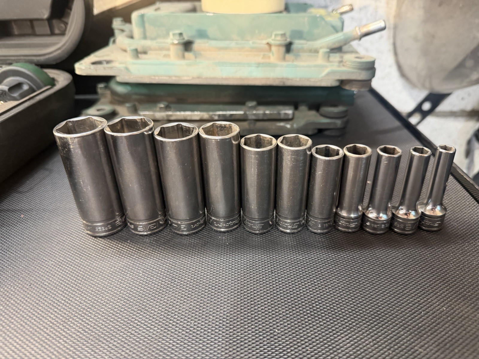 Snap-On 3/8 Deep SAE 6-point Socket Set 211SFSY