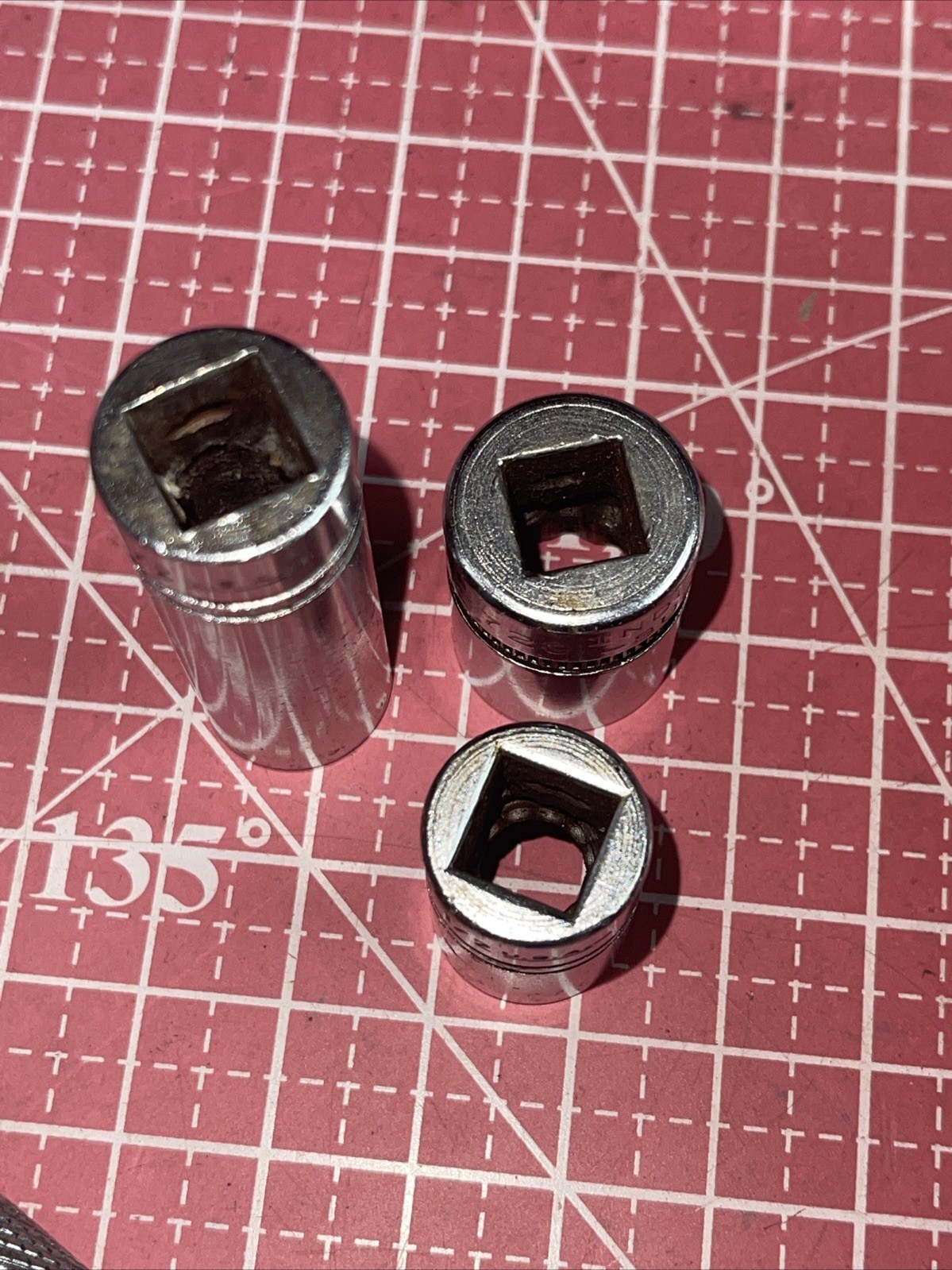 Vintage Indestro USA Super No 2775 3/8 Drive Ratchet 3/8” + 3 Sockets 1/2 5/8