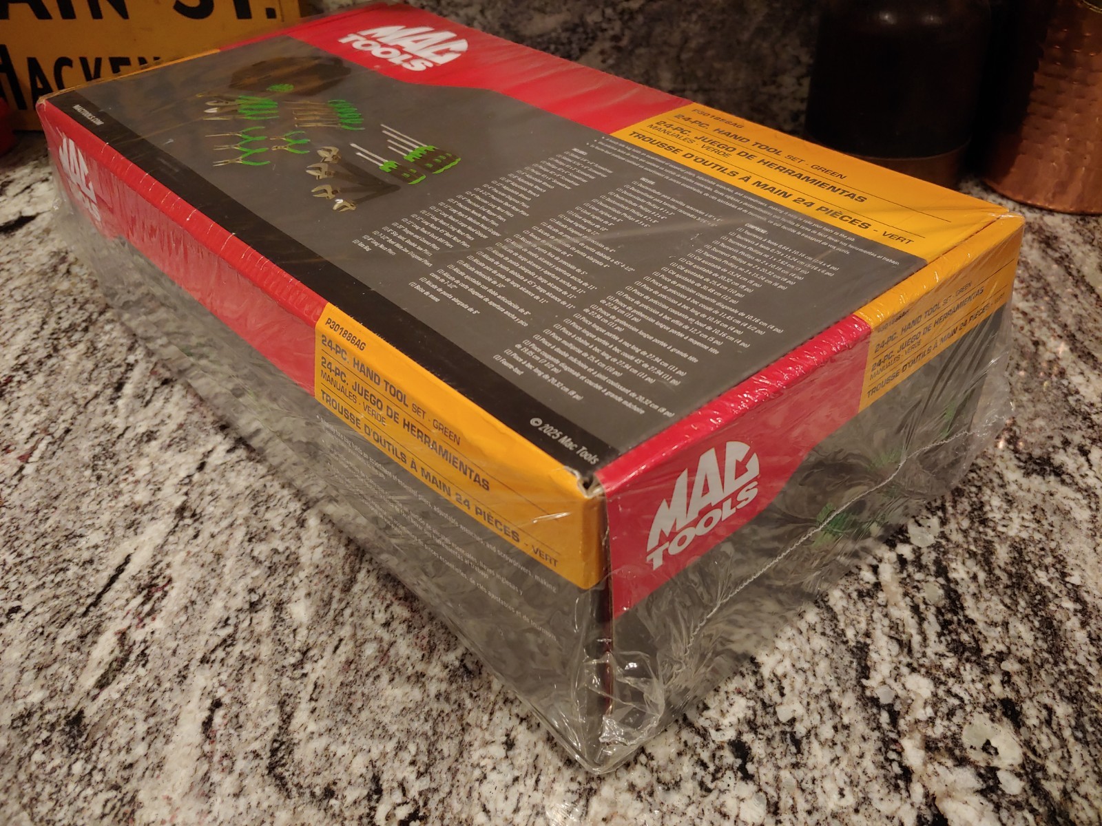 Mac Tools 24pc Set – Pliers, Screwdrivers, Adjustable Wrenches – GREEN – SEALED
