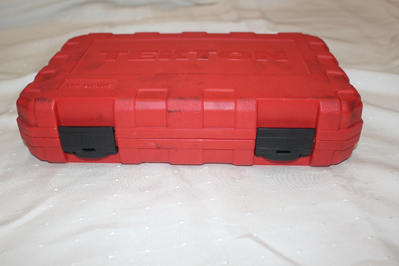 54 Piece Tekton 1/4″ Drive 6 Point Socket & Ratchet Set in Case – EUC