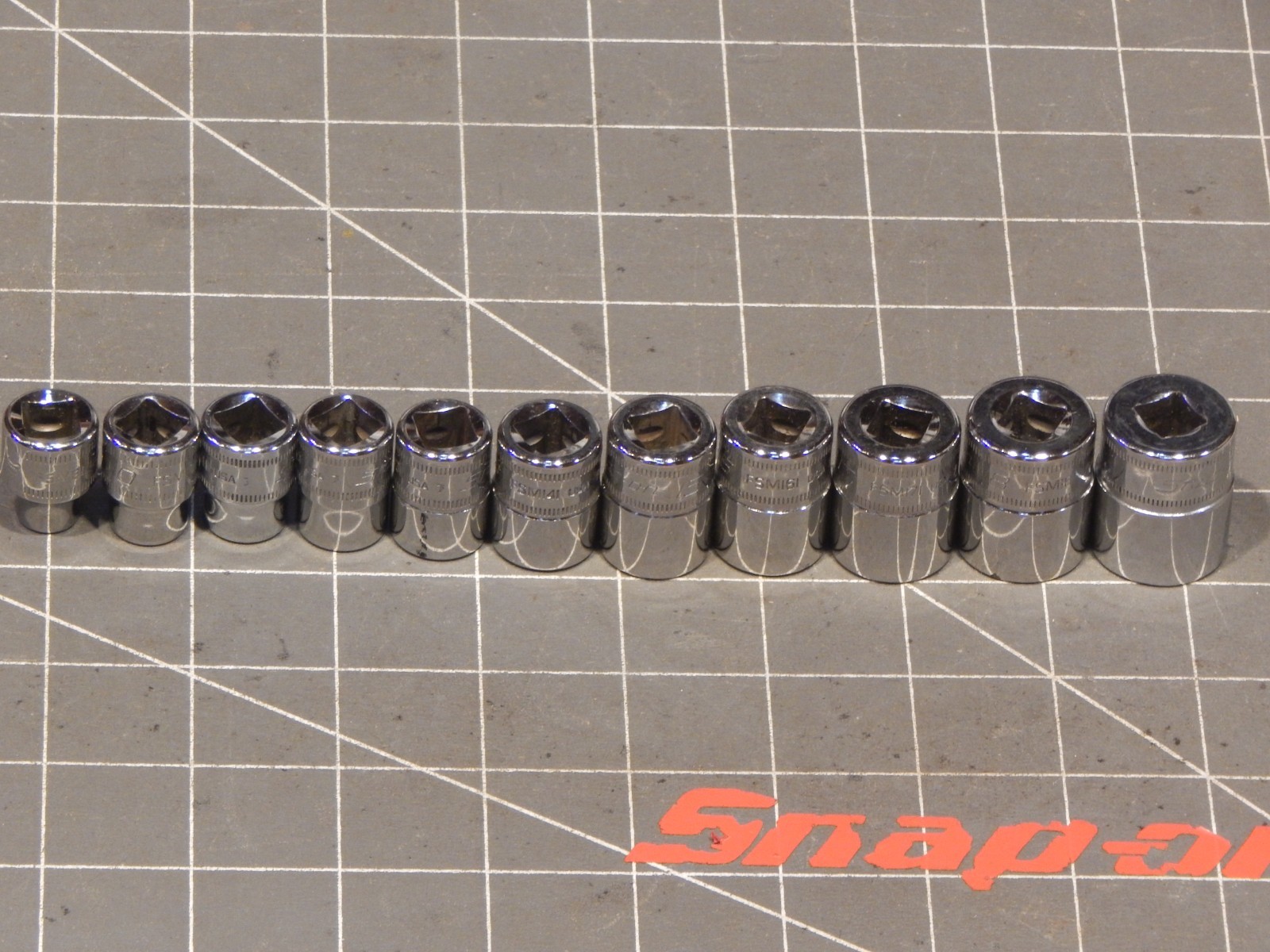 Snap On 11 OF 12Pc Metric 3/8 Drive Shallow Socket Set 8MM 19MM 6Pt NO 9MM Tray