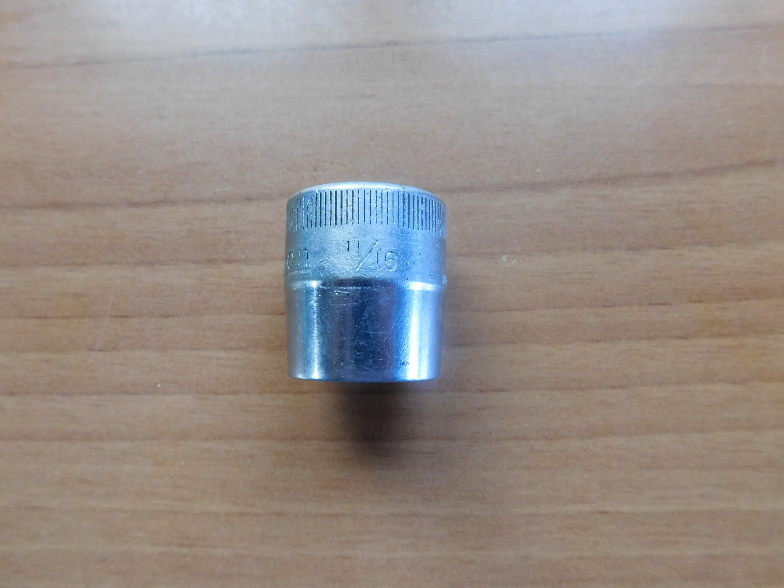 Snap-on Tools USA 1/2 Drive 11/16 SAE Double Square 8pt Chrome Socket #422