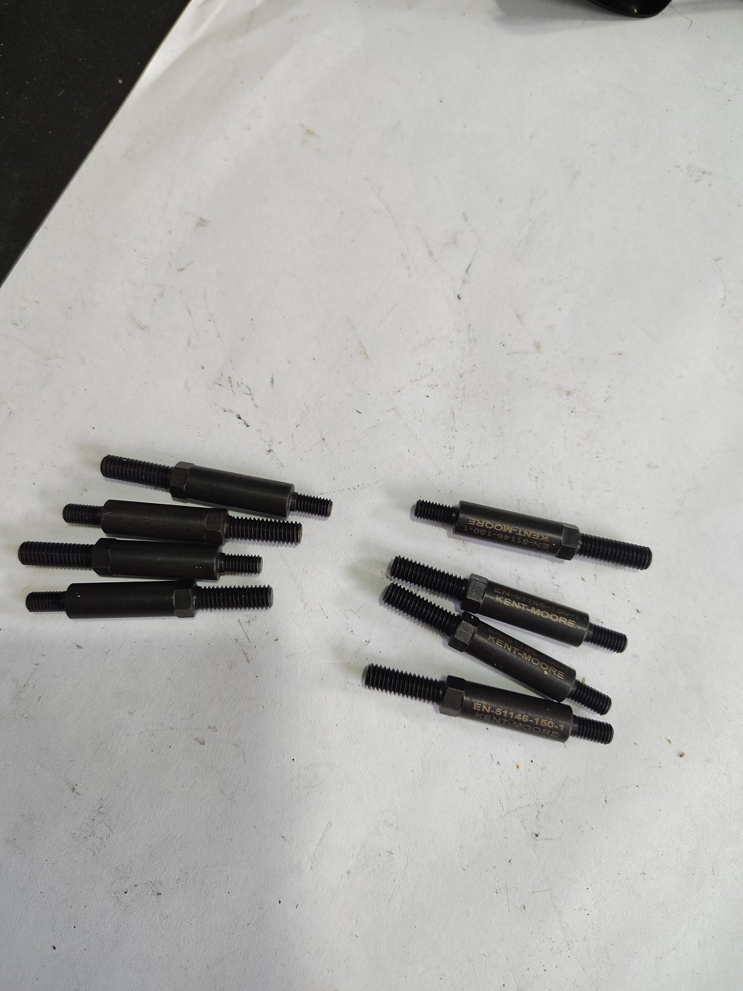 KENT MOORE EN-51146-150 Injector Remover Adapter Screws (SET OF 8) -NEW-