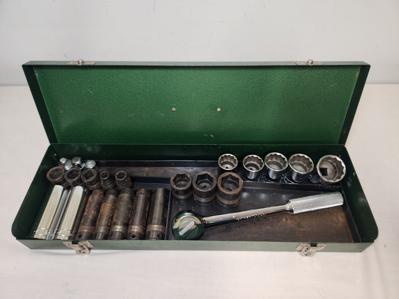 S-K Tools 1/2″ Socket Set 12 Point Chrome 6 Point Impact Ratchet and Box