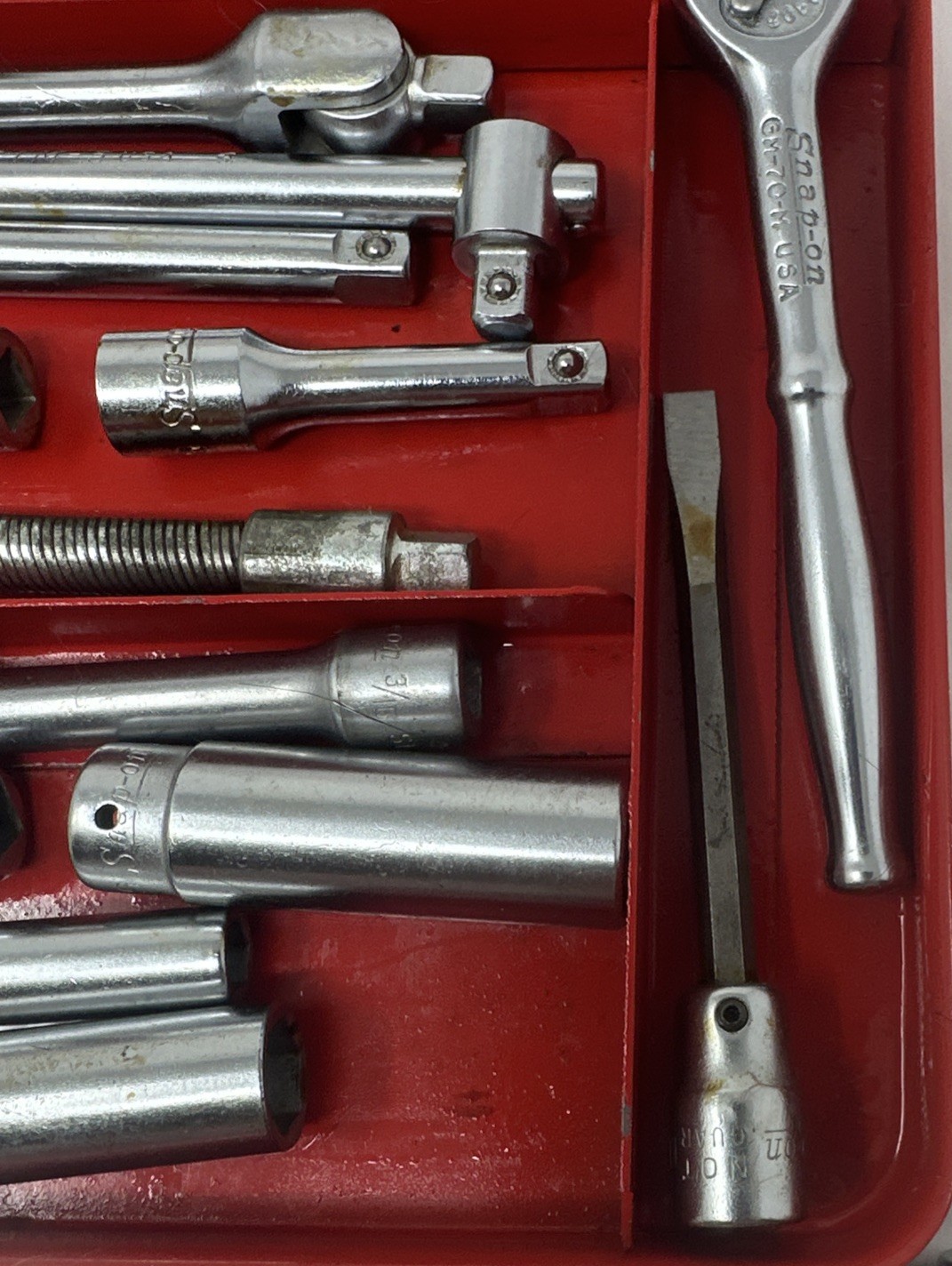 VTG Snap-On 42 Piece Socket Wrenches With Metal Case Dated 1955 Pre-Owned