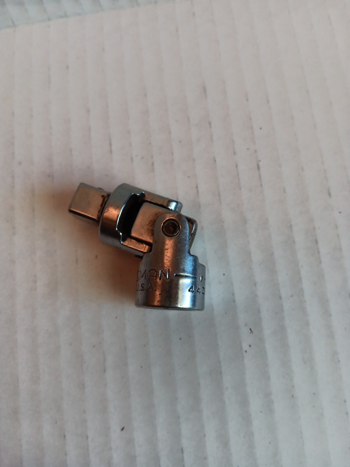 Craftsman USA Lot Of 2 -V- 4435 3/8” & GK 4425 1/2″ Universal Swivel Socket