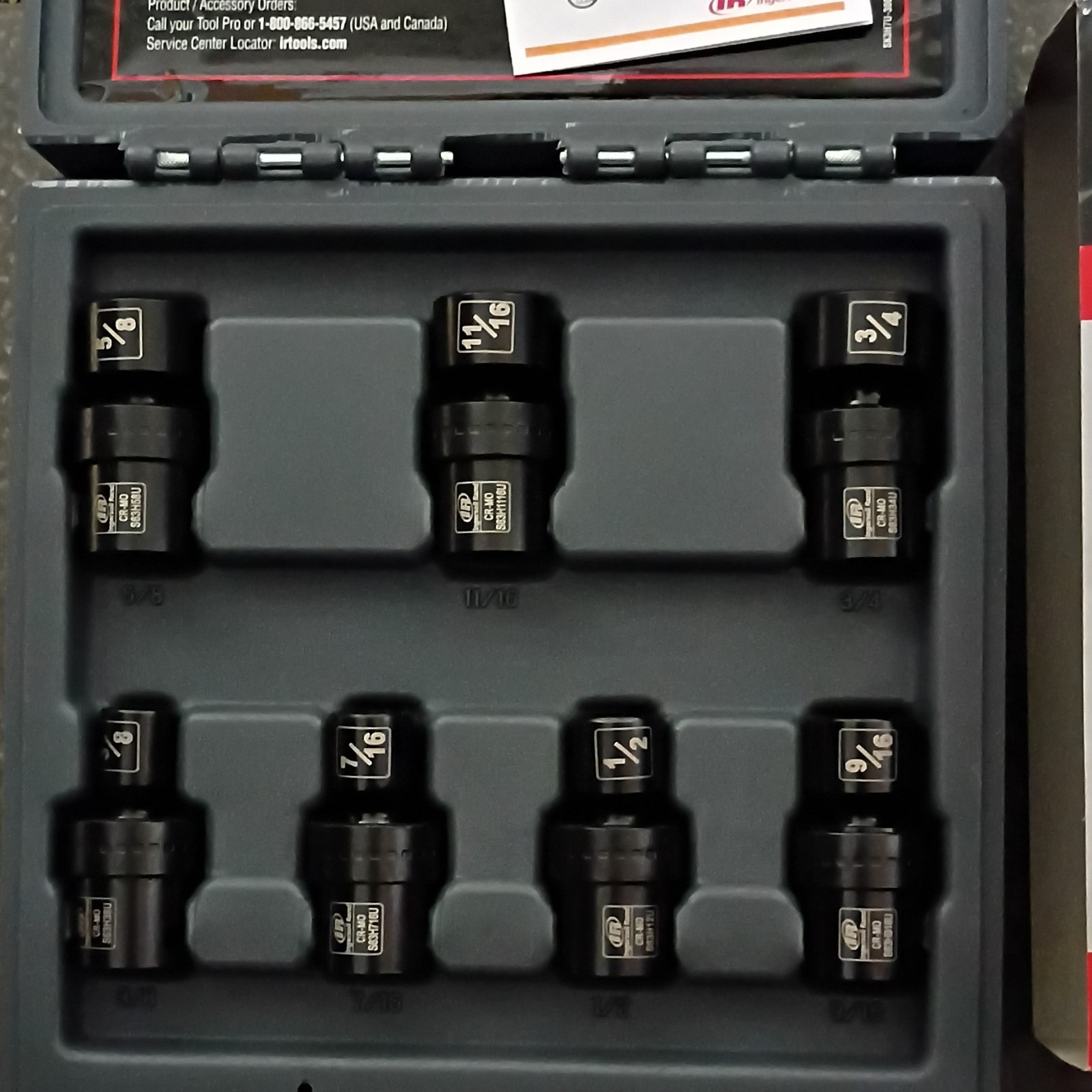 Ingersoll Rand 3/8″ Drive SAE Universal Socket Set. 5/8″-3/4″