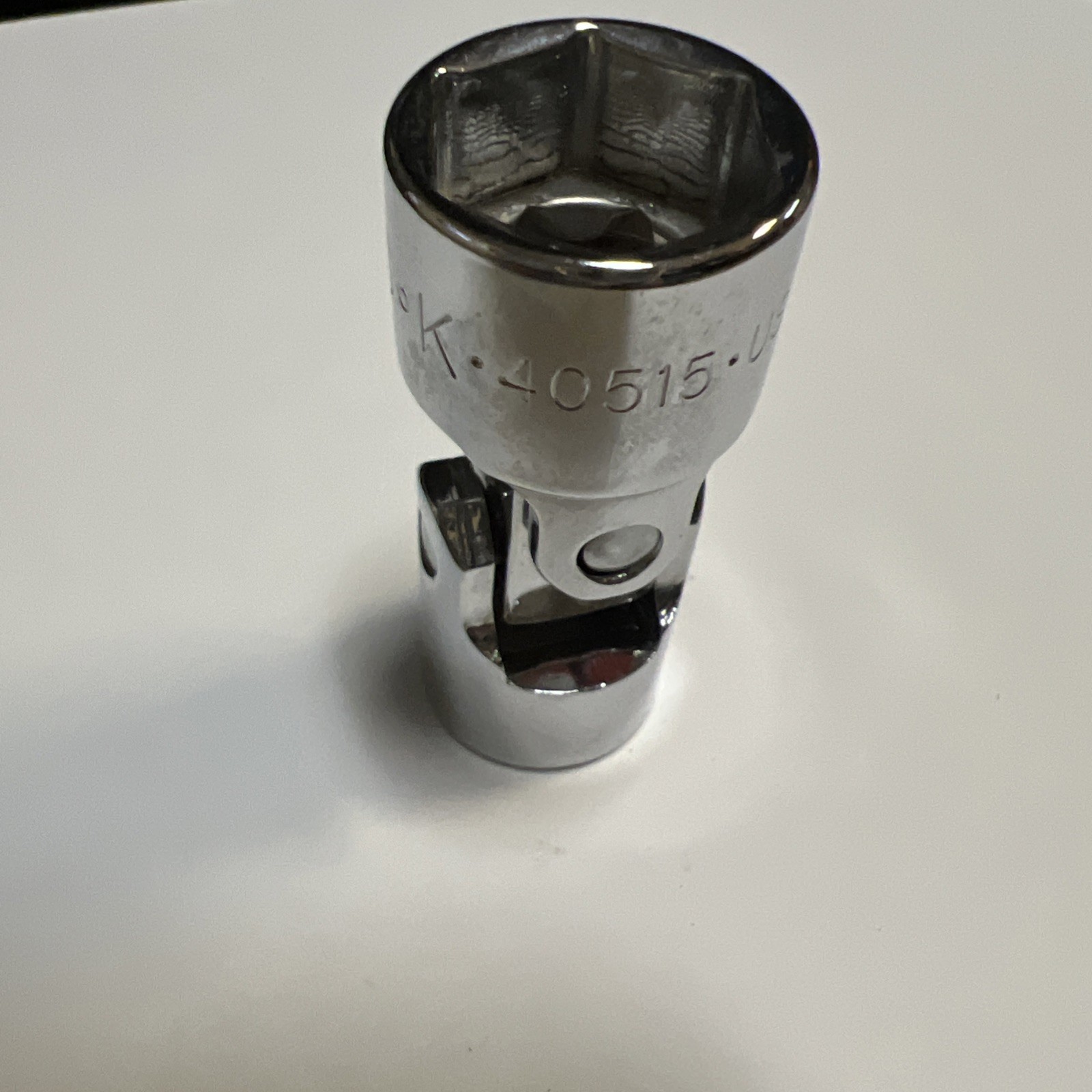 SK Tool USA 40515 15mm SAE Shallow Universal Socket 3/8″ Drive Chrome 6 Point