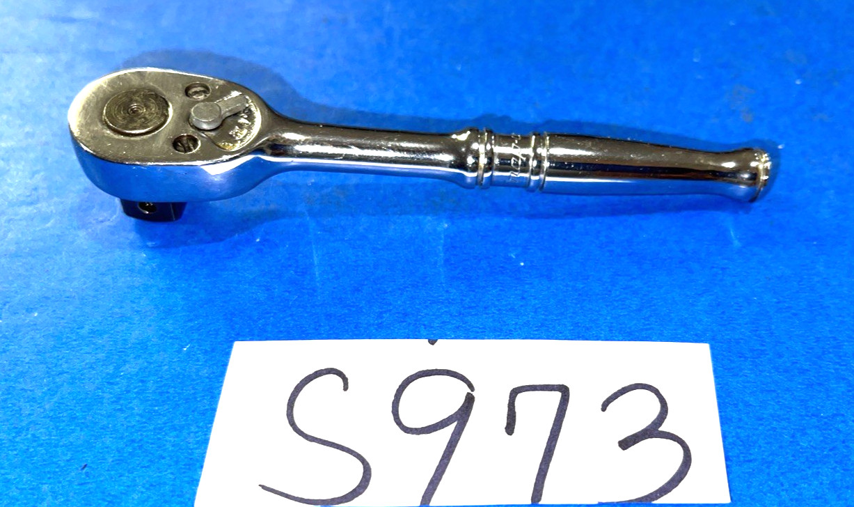 SNAP-ON TOOLS 3/8 DRIVE COMPACT HEAD RATCHET 4-3/8 INCHES LONG FM70A