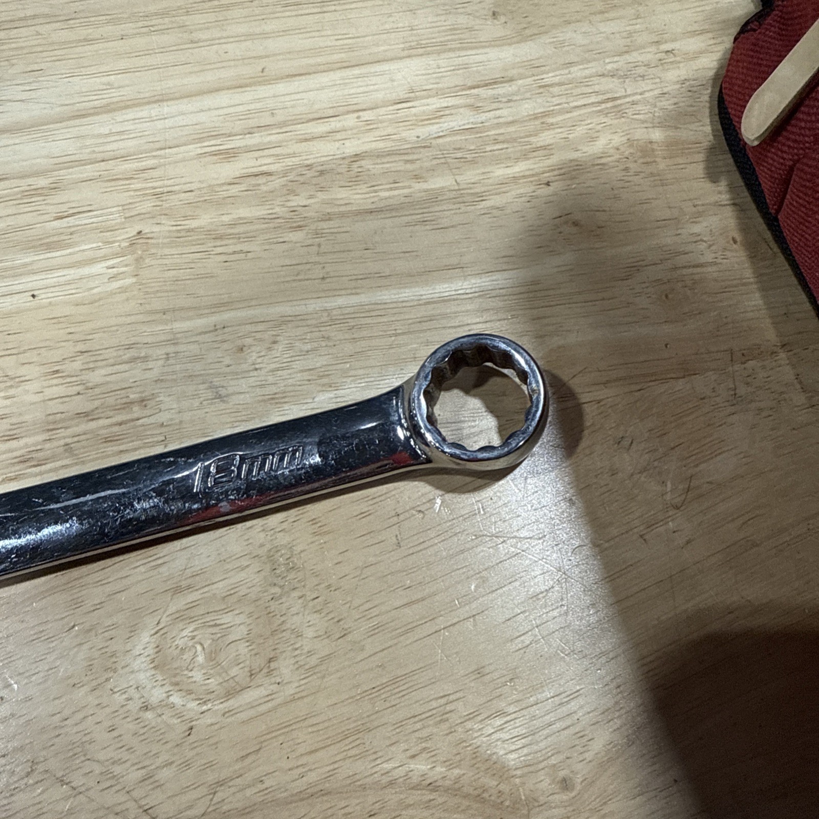 Snap-On Tools USA 18mm Metric Standard Chrome Combo Wrench OEXM180B.