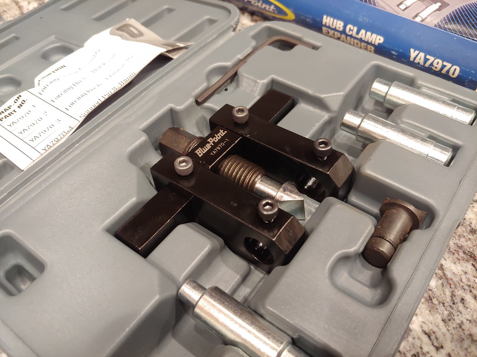Blue Point By Snap-on Tools Hub Clamp Expander