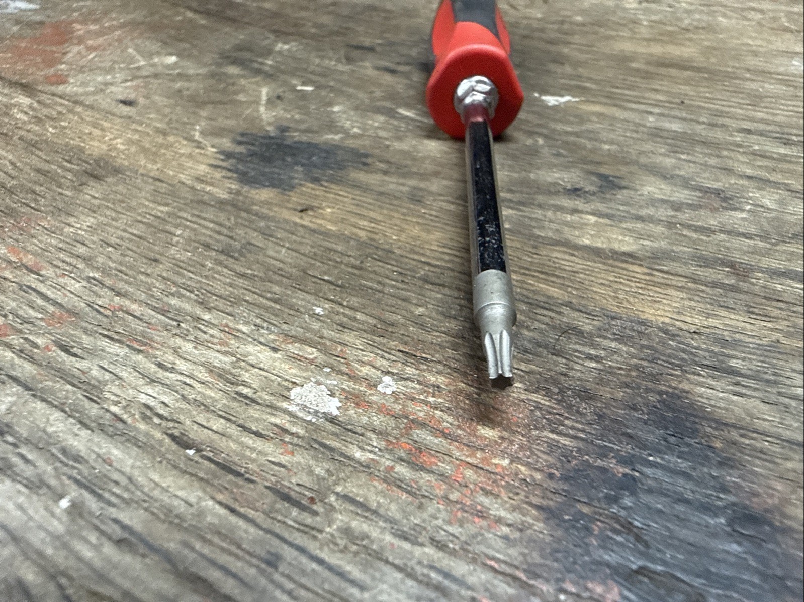 Snap On Tools SGDT310B T10 Torx Miniature Screwdriver RED Soft Grip Handle