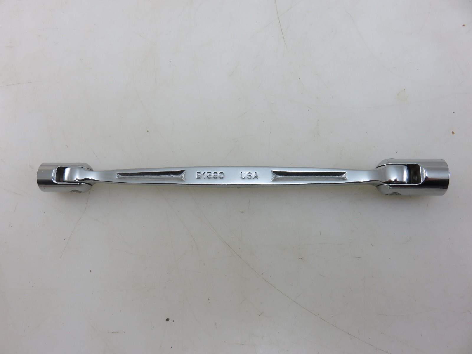 Snap-On B1360 Saltus Flex Head Socket Brake Wrench 1/4″ x 5/16″ SQUARE BOX END