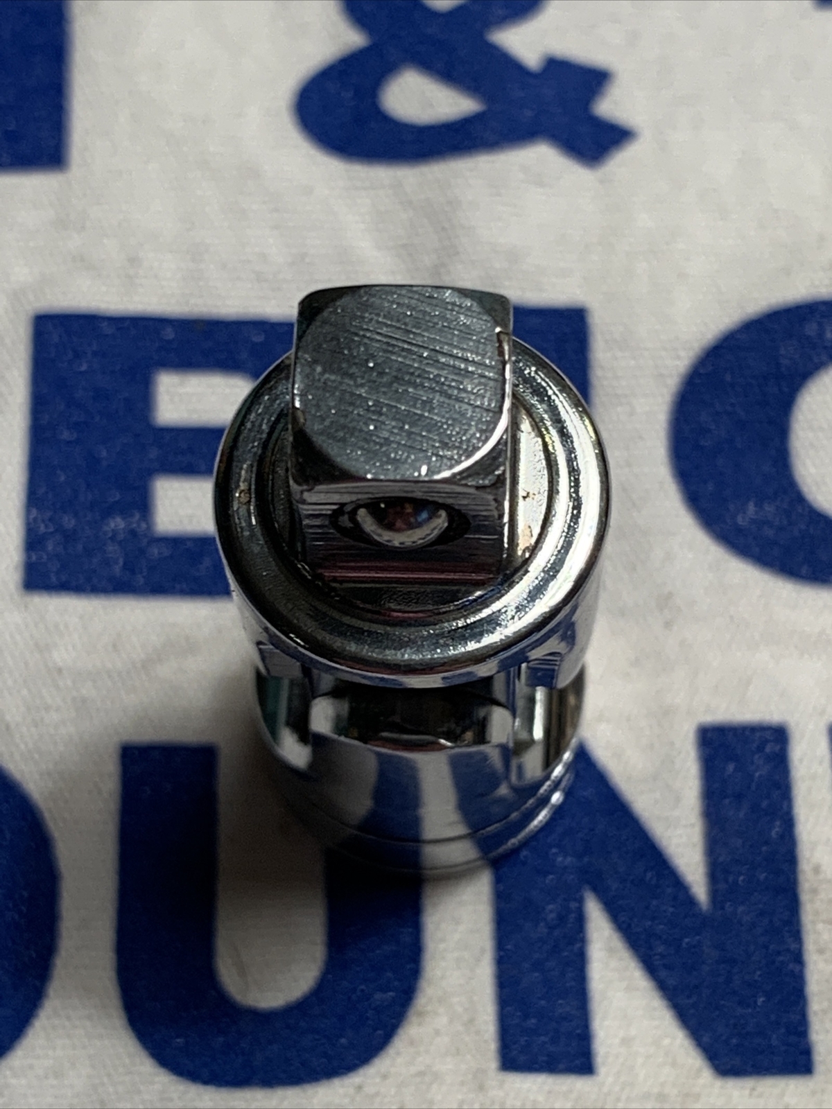 2000 Snap-on Tools USA 3/8″ Drive 2-1/16″ Friction Ball Universal Joint FU8A