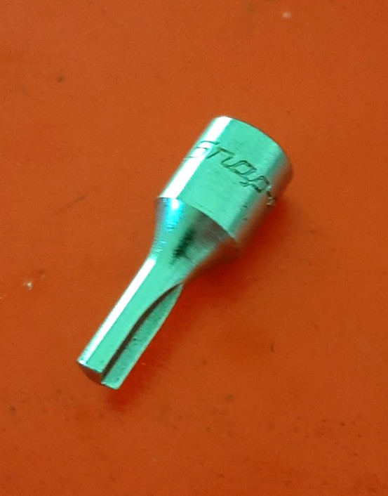 Snap-on Tools USA TM30 1/4” Drive Butterfly Clutch Tip Bit Socket Driver 709