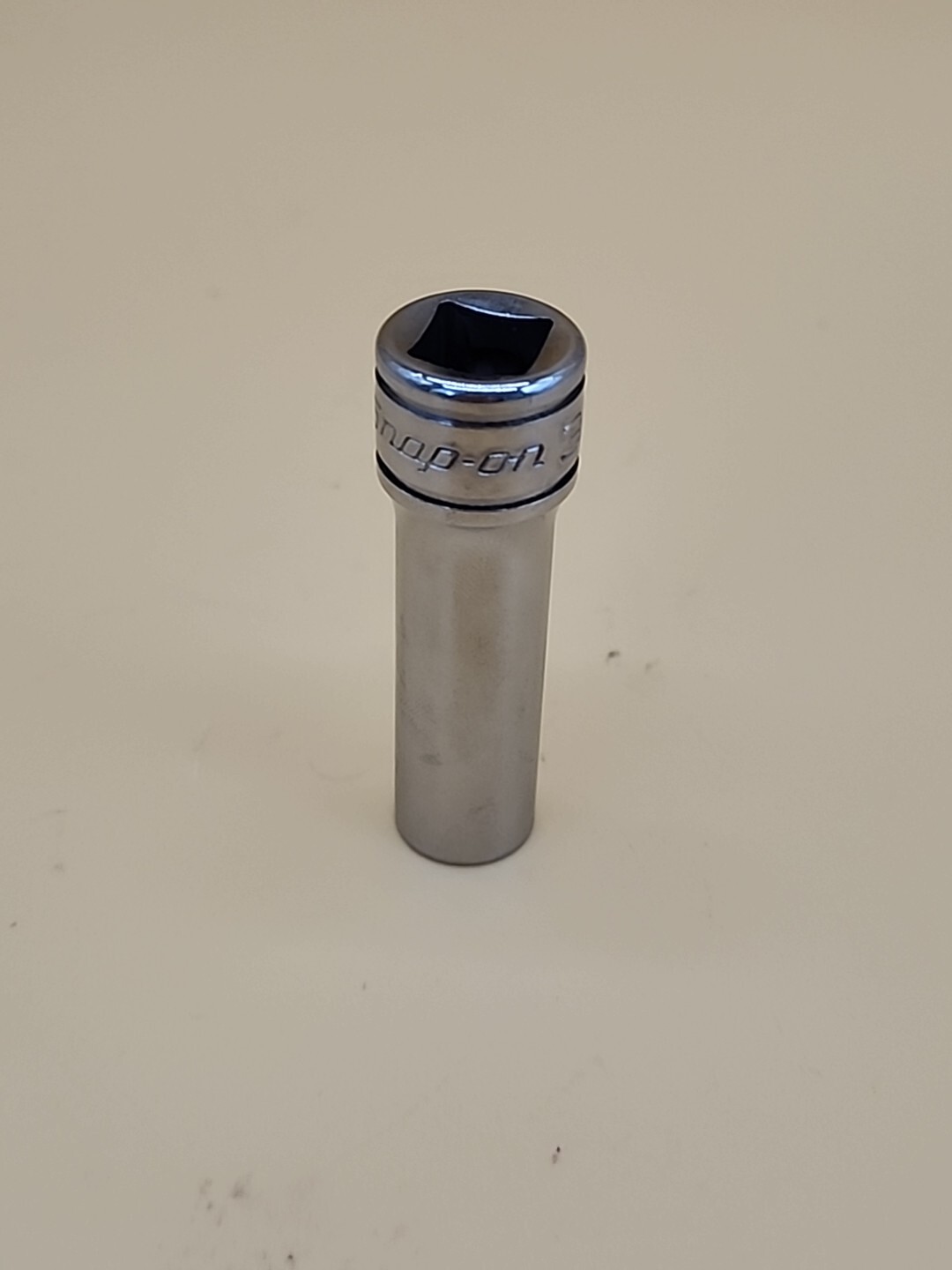 Snap-On Tools 3/8″ Drive 6pt 3/8″ SAE Deep Chrome Socket SFS121 USA