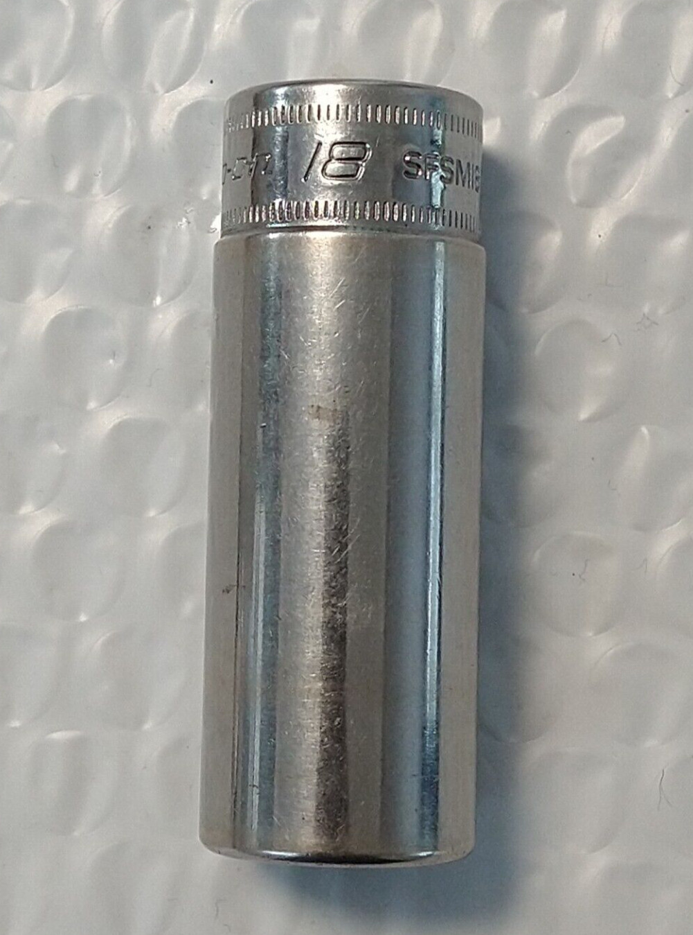 Snap On SFSM18, 3/8″ Drive 18mm. Socket, 2.6″ Deep/High, 6 Point.