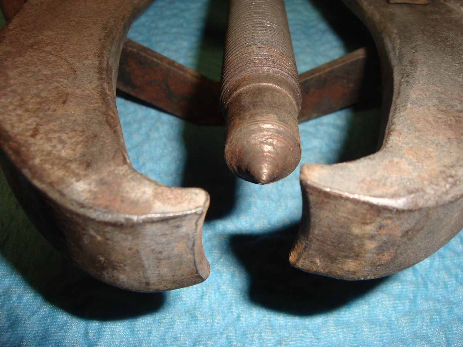 Posi Lock Gear Pullers 206 & 208