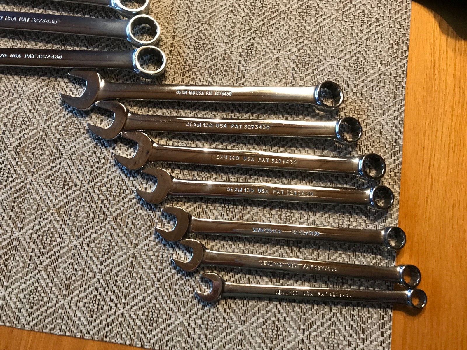 Snap-on OEXM713 – 13 Piece Metric Standard Handle 12Pt Combination Wrench Nice !