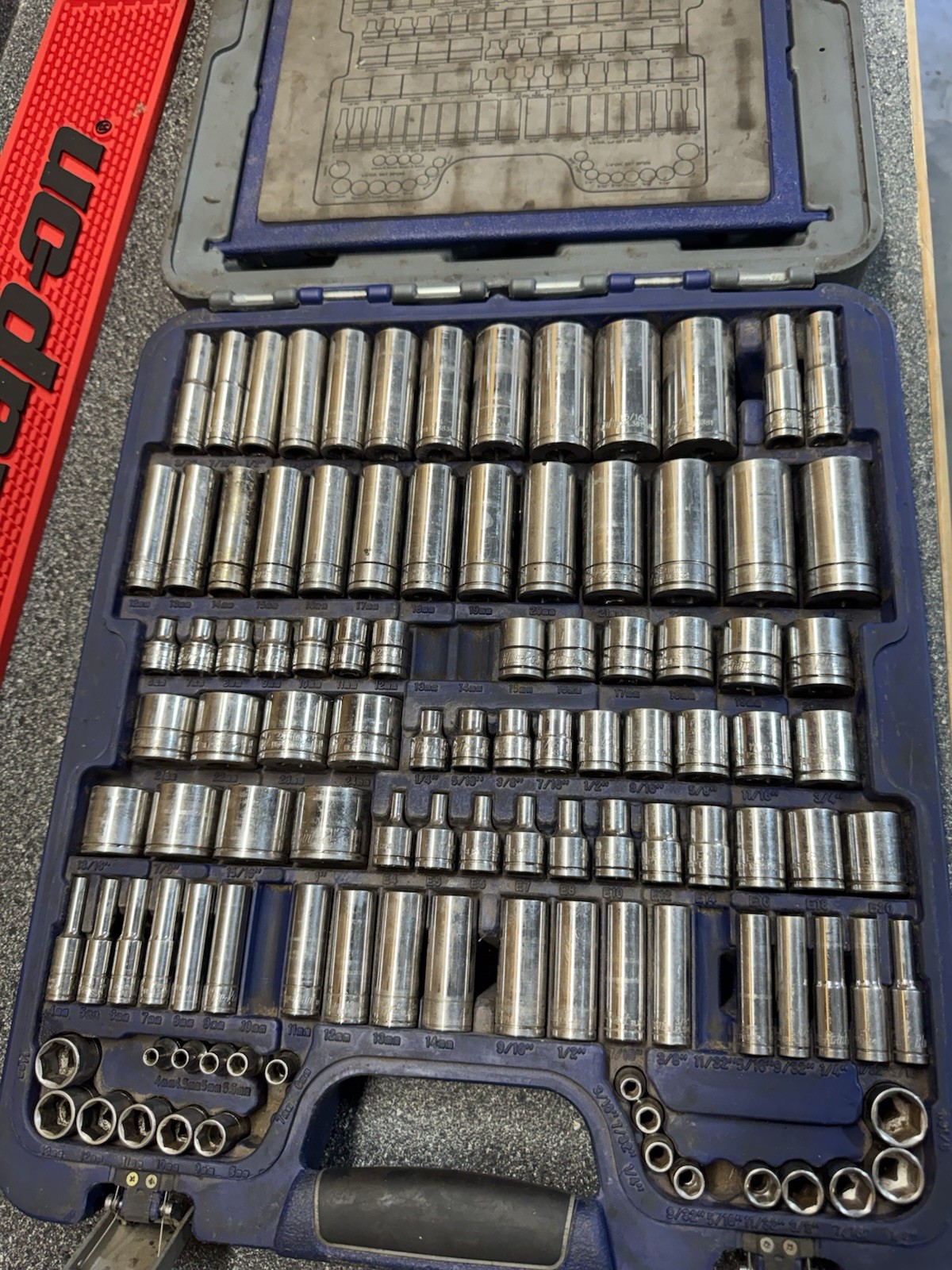 Blue-Point BLPGSSC155 155pc Combination Drive SAE/Metric Socket Set (Missing 8)