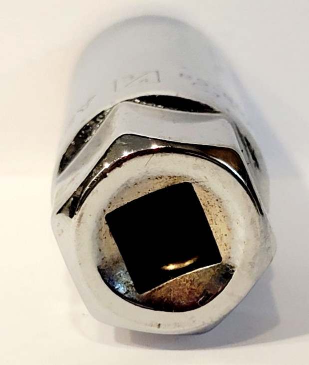 Stanley 85-802 3/4″ CR-V Drive Standard 5/8 inch Deep Spark Plug Socket 6-Point