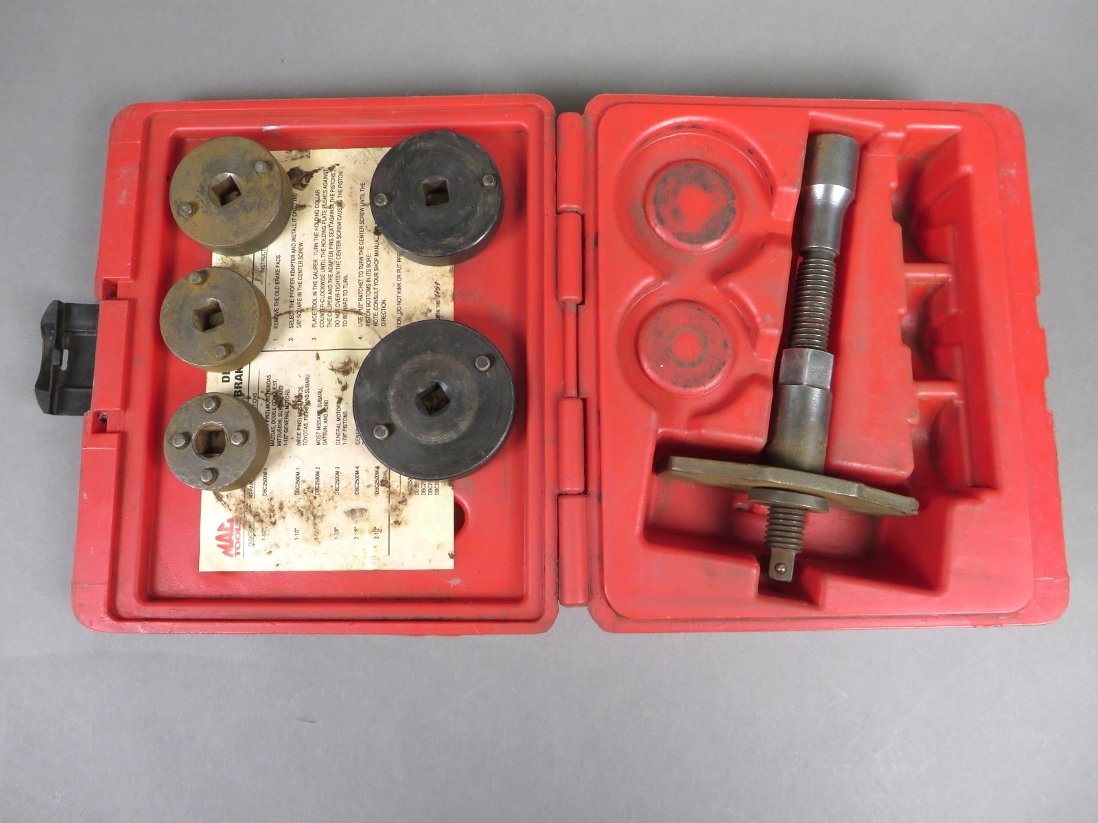 Mac Tools Universal Disk Brake Caliper Tool Set Box DBC2500M Mechanic Hand Tool