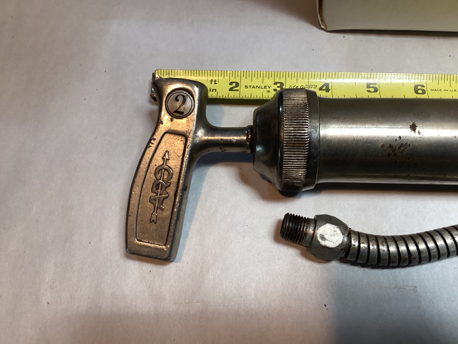 Vintage ARO #752 grease gun pump automotive mechanic