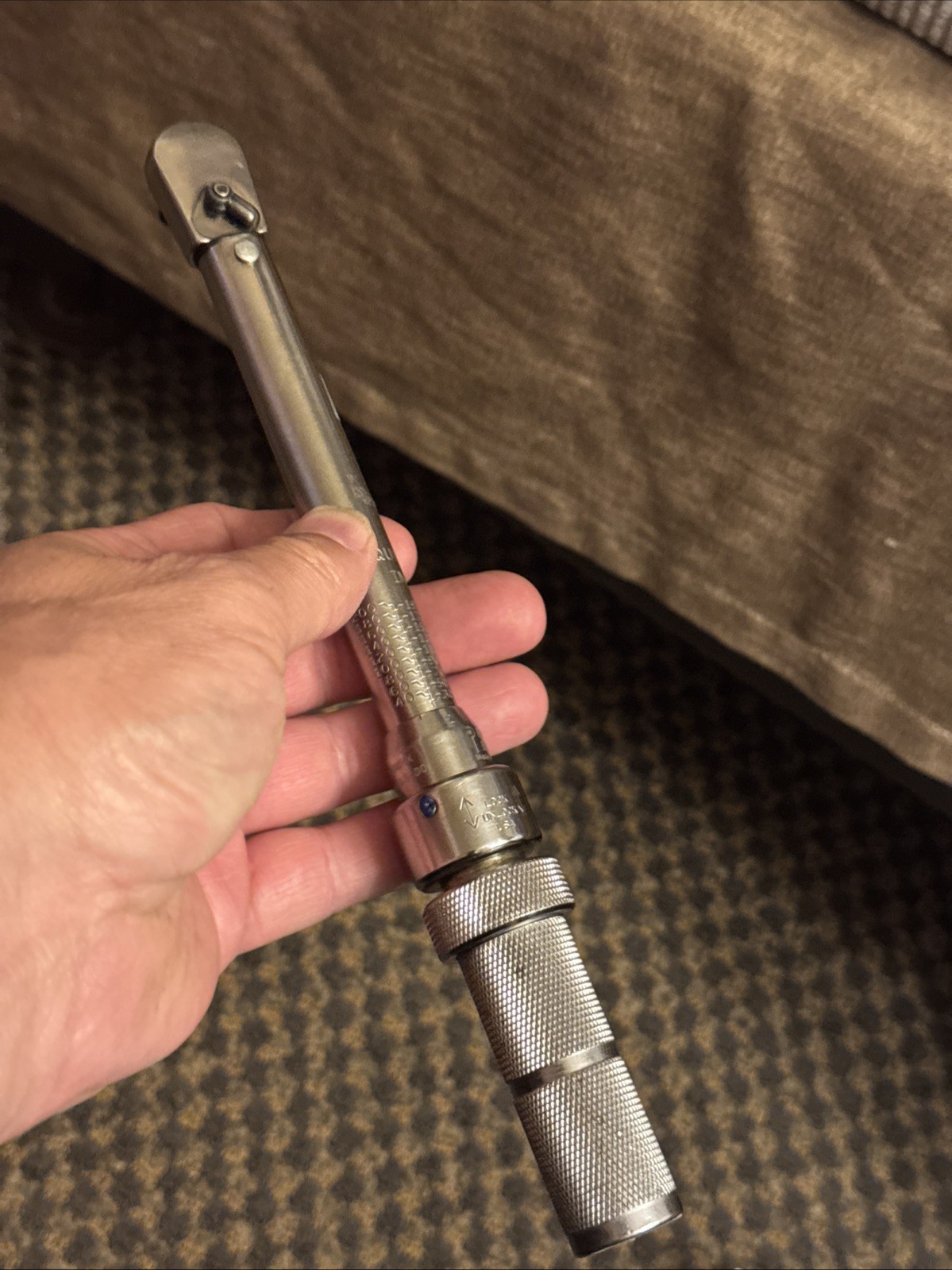 Precision Instruments M2R200HX 3/8″ Dr. 30-200 Lb.in. Inch Pound Torque Wrench