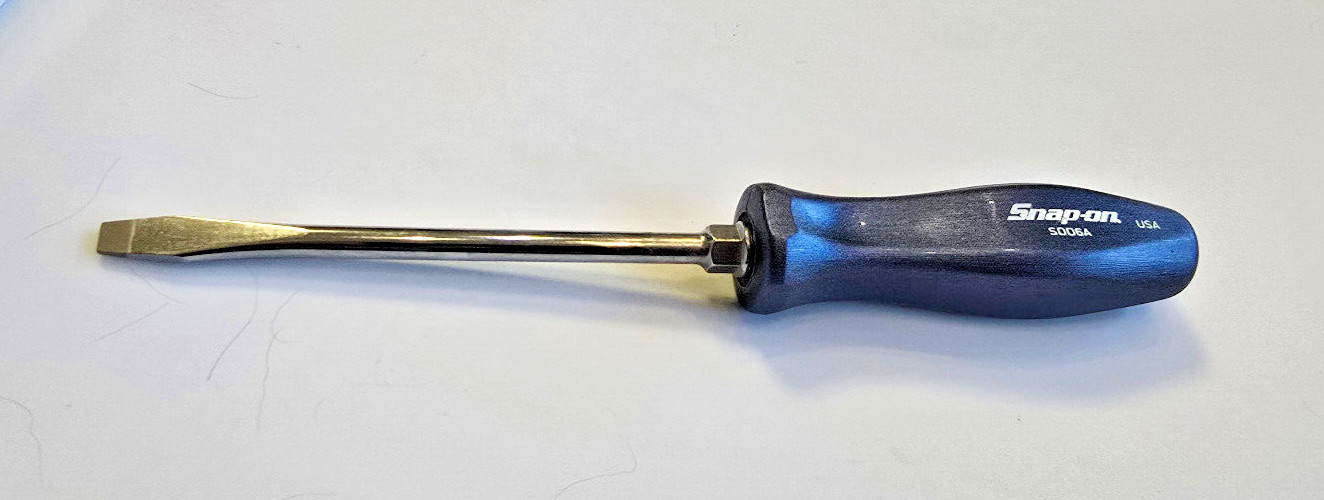 SNAP-ON TOOLS Power Metallic Blue HARD PLASTIC HANDLE Screwdriver SDD6A USA