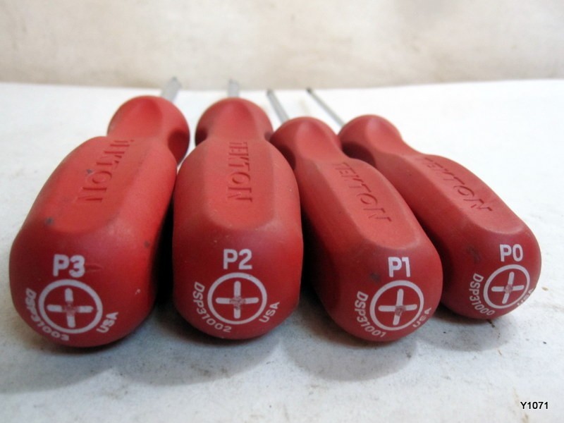 #0,1,2,3 Phillips Hard Handle Screwdriver DSP31000-DSP31003 tekton