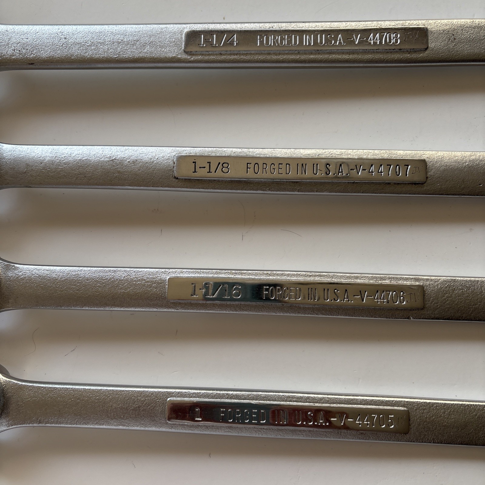 Craftsman SAE Combination Wrenches USA 12pt, 1″, 1-1/16, 1-1/18, 1-1/4 -V-SERIES
