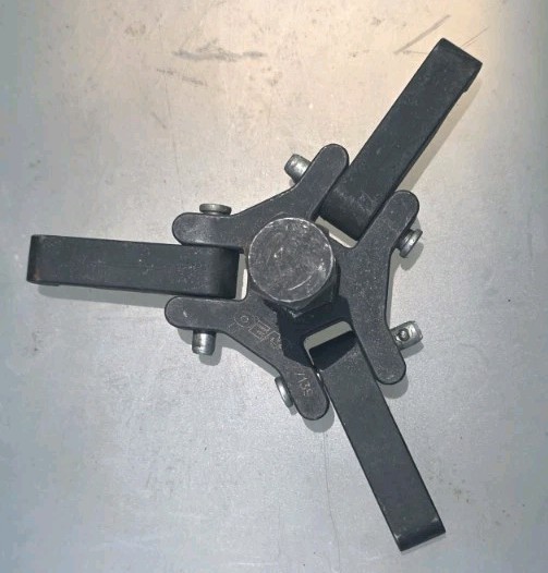 OEMTOOLS 27139 Harmonic Balancer Damper Puller – 3-Jaw Body Only