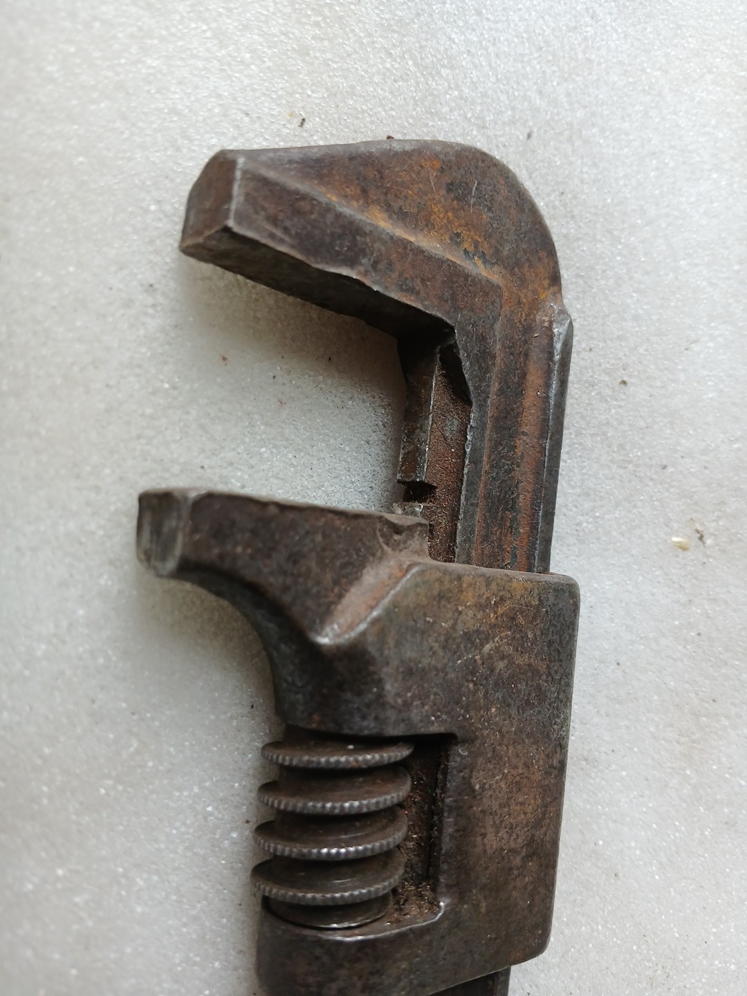 Vintage 9 In AUTO Adjustable Pipe Wrench 9″ Made In USA 9in Antique
