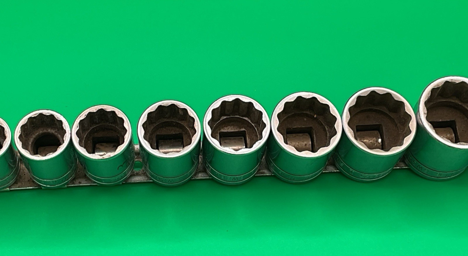 SNAP ON 1/2″ Drive 12pt SAE Shallow Socket Set 1 1/8″-7/16″ 12 Pieces NICE