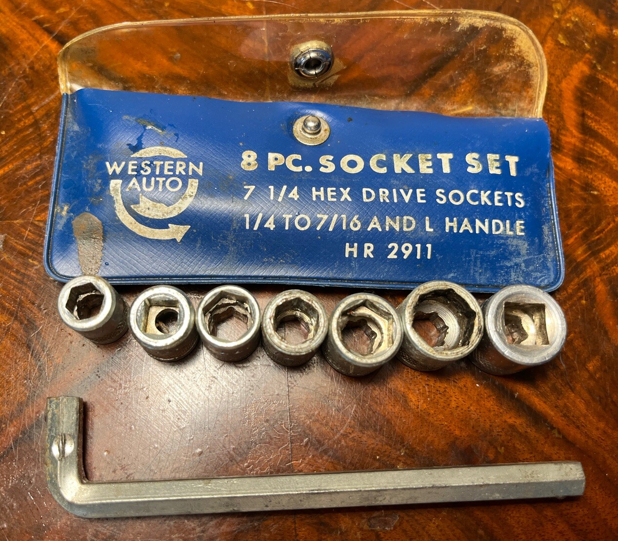 Vintage Western Auto 8 PC Socket Set 7 1/4 Hex Drive Sockets 1/4 To 7/16 HR2911