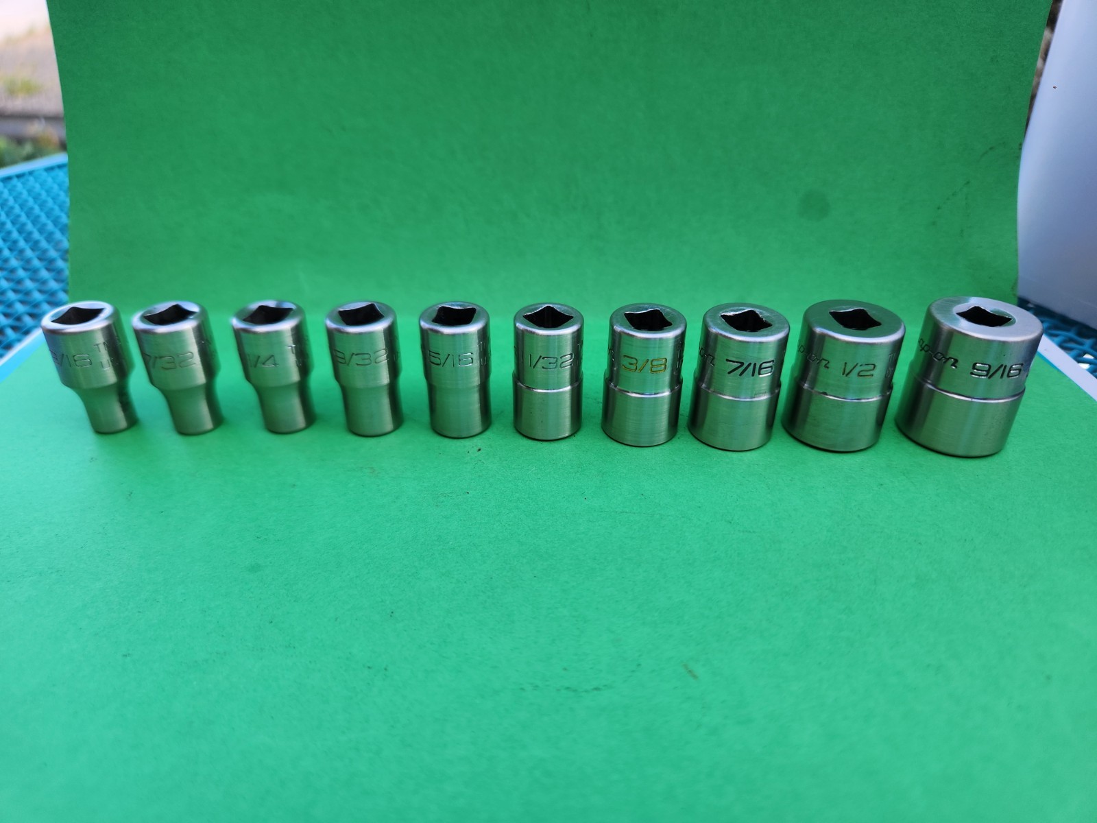 10 Pc. Snap-on 110TMY Socket Set 1/4″ Dr. ~ 6 Pt. 3/16″ – 9/16″ TM6-TM18 F5