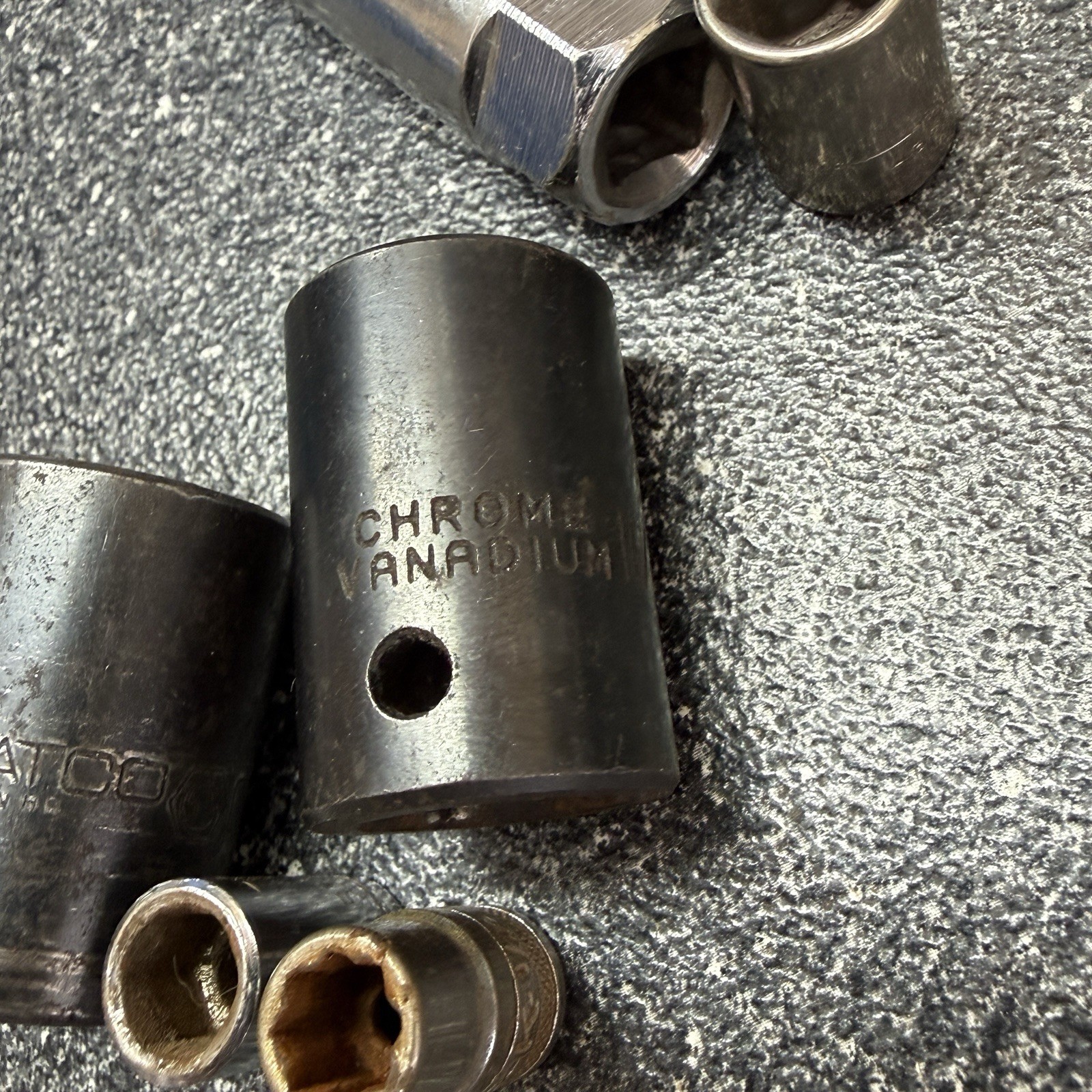 Lot of Assorted Sockets – Many Brands/Sizes – Estate Lot – Great Price Tools