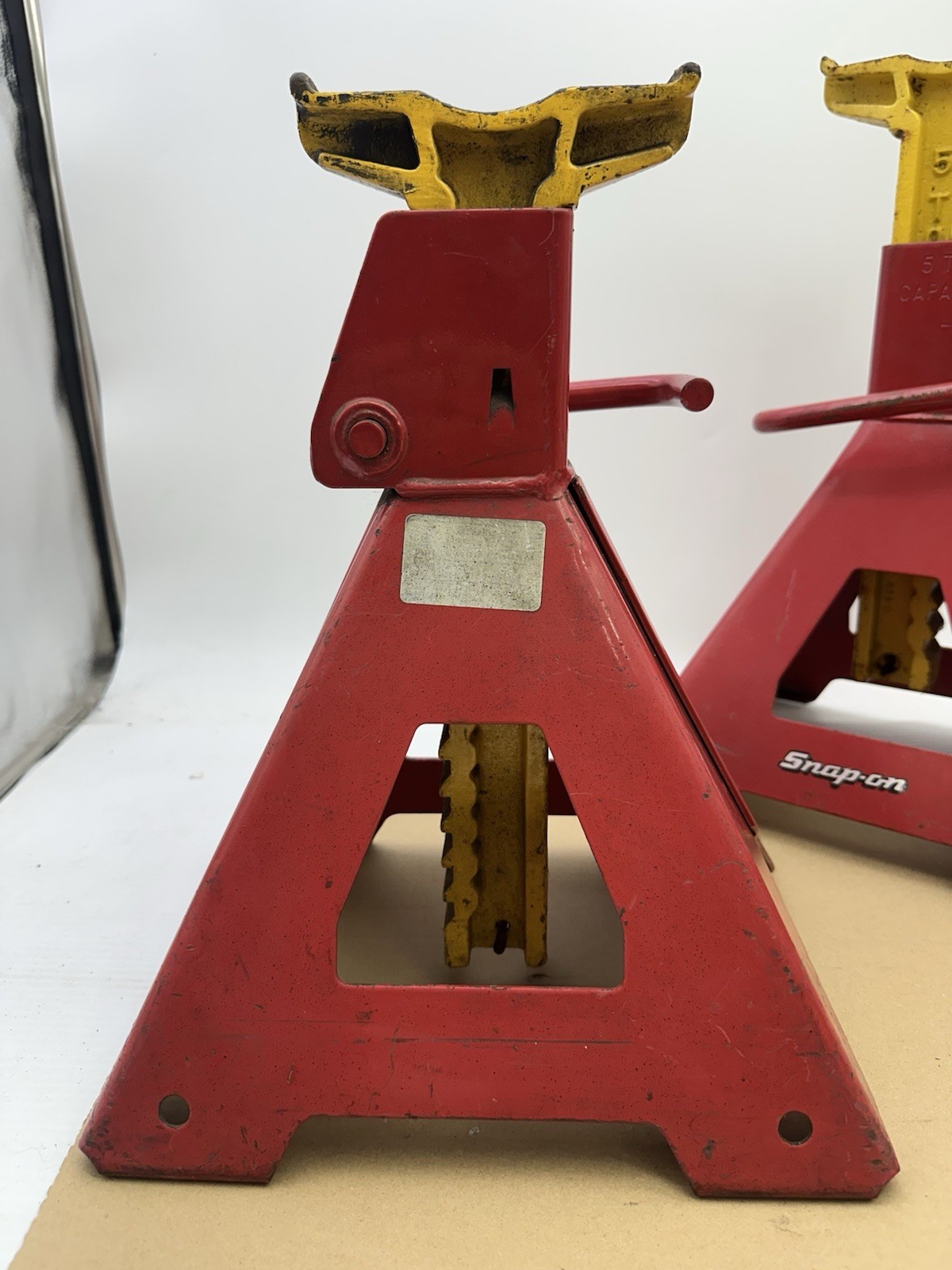 Pair of 2 Snap-On Professional Tools USA 5-Ton Capacity Jack Stands Model YA-875