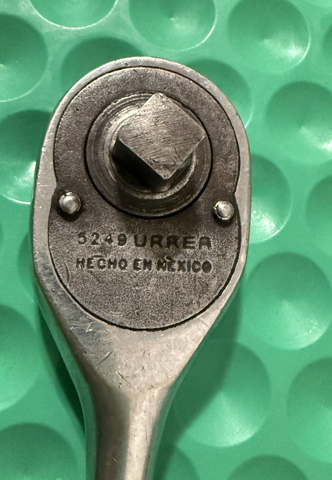 URREA 3/8″ Ratchet Socket Wrench 7″ Reversible Drive Quick Release 5249