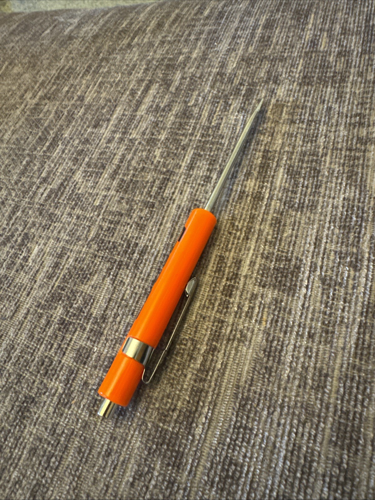 Snap-On Tools Mini Orange Flat Pocket Screwdriver with Clip and Magnetic End New