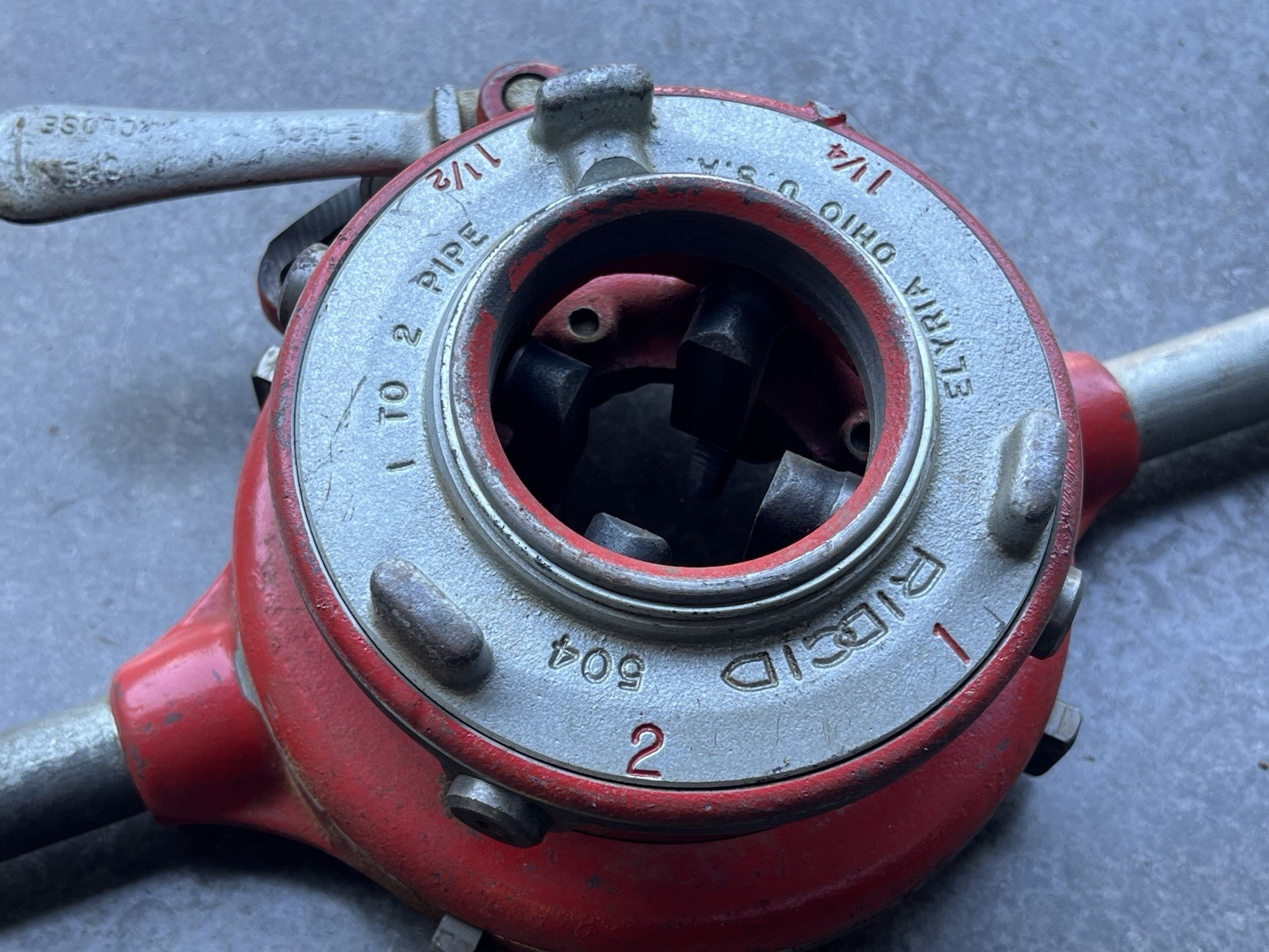 RIDGID 504 Quick Opening 1″ – 2″ NPT Manual Pipe Threading Threader Die Tool USA
