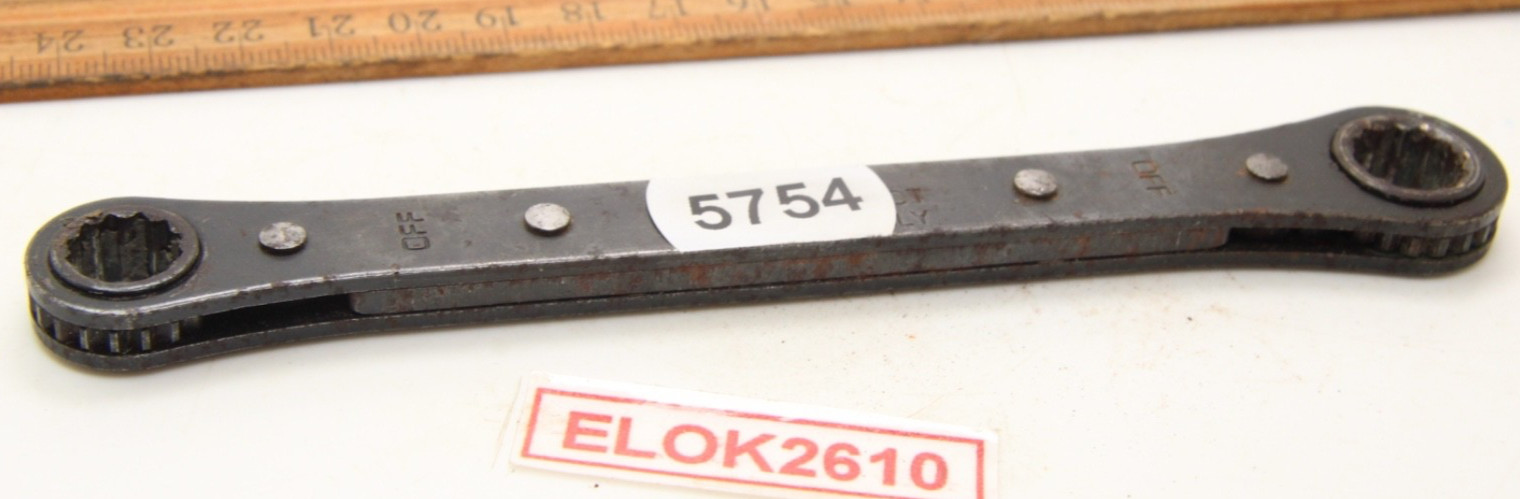 Snap-on Tools GR1214A SAE 3/8″ x 7/16″ 12 Point SAE Ratcheting Box Wrench USA