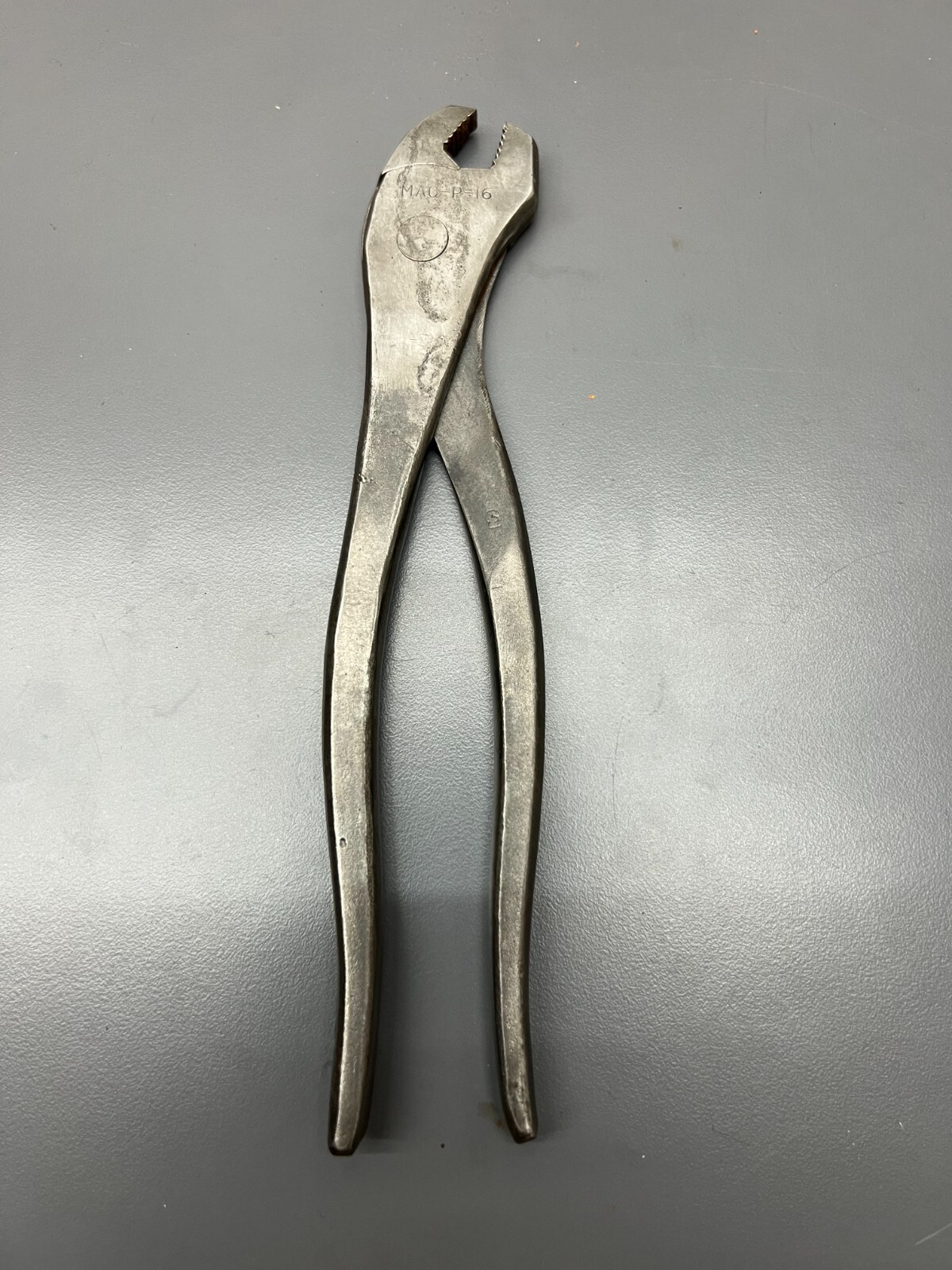 VINTAGE MAC TOOLS BATTERY CABLE TERMINAL PLIERS P-16 – EXC COND – Made in USA!