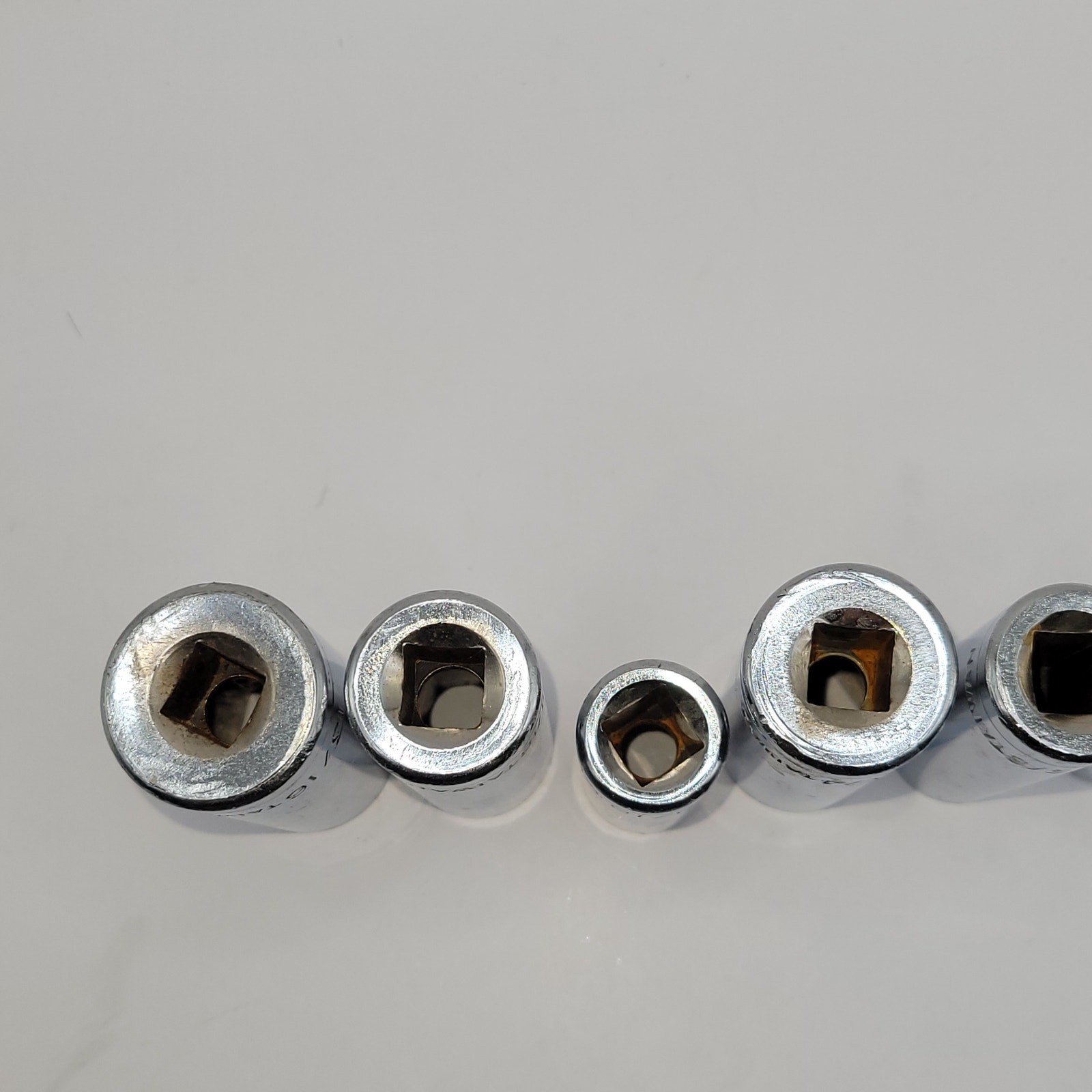 6 3/8″ drive – 6 point deep sockets – Taiwan SAE *see description for sizes