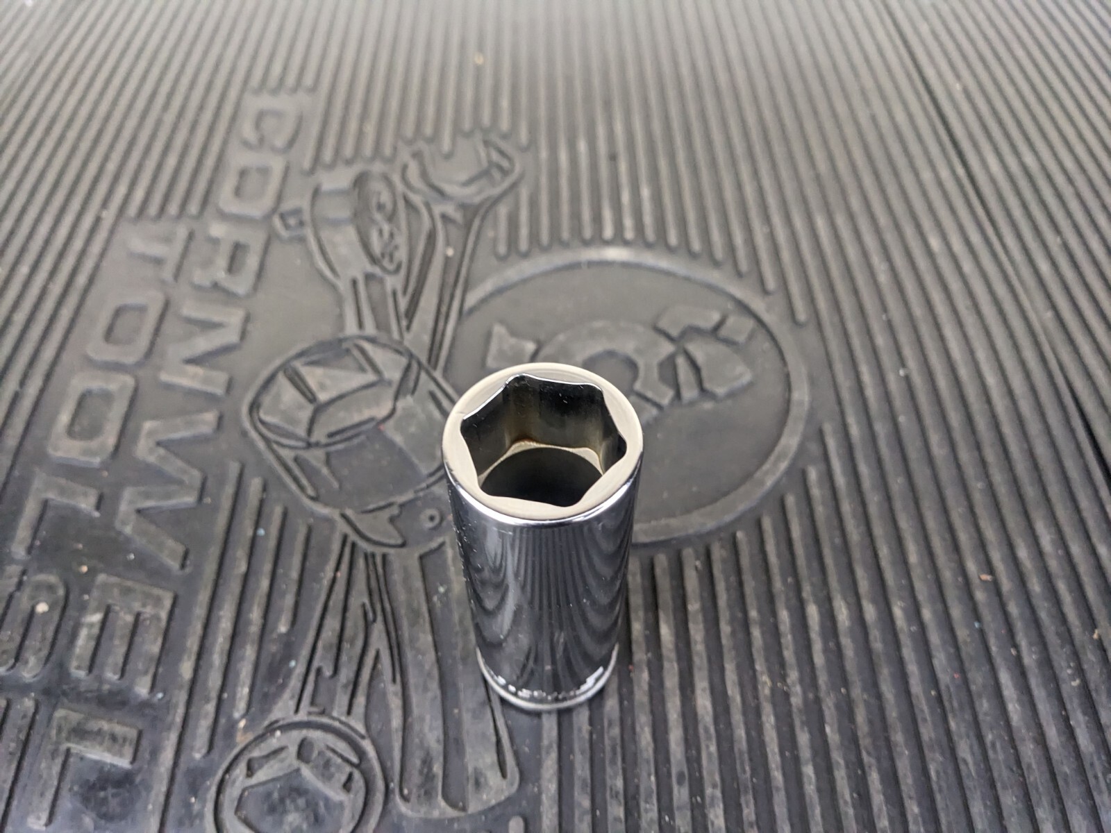 #av358 Snap-on USA NEW 1/2″ Drive 23mm Metric 6pt Chrome Deep FDX Socket YTSM23