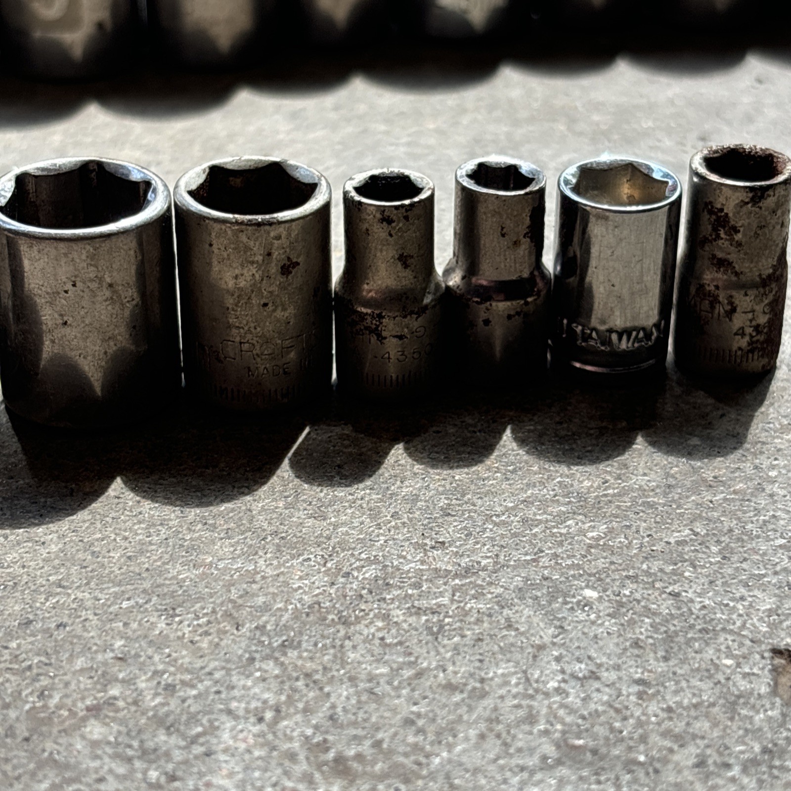 Miscellaneous Mixed Brands Various Sizes Sockets Tool Lot Of ~5lbs Bulk