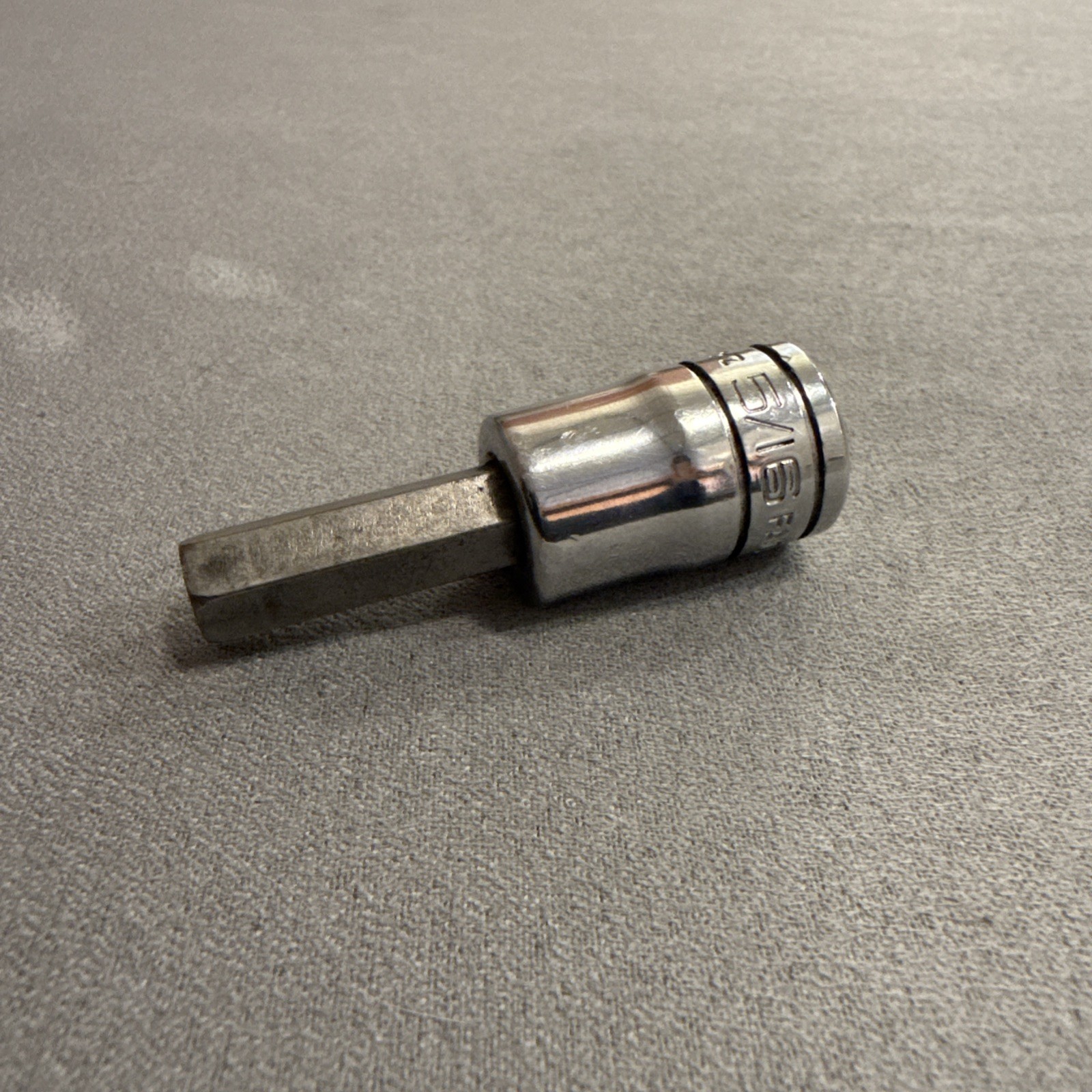 Snap-On Tools USA 3/8″ Drive 5/16″ SAE Hex Bit Chrome Socket Driver FA10E